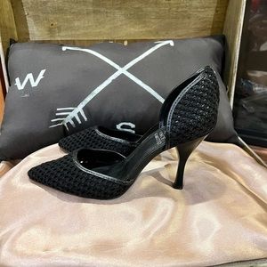 Vince Camuto black heels